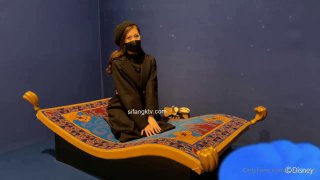王笛大逼少妇精彩展示，全程露脸抠逼玩弄高潮喷水不断，水果塞逼里，深喉大鸡巴，让大哥多体位蹂躏抽插浪叫不断